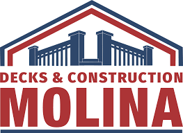 Logotipo de Decks & Construction Molina